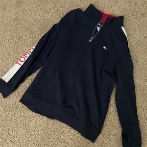 COPY - Boys Tommy Hilfiger quarter zip size large